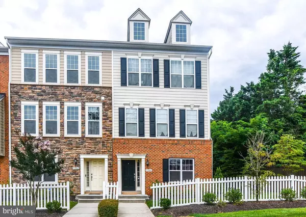 7200 WOOD MEADOW WAY, Lanham, MD 20706