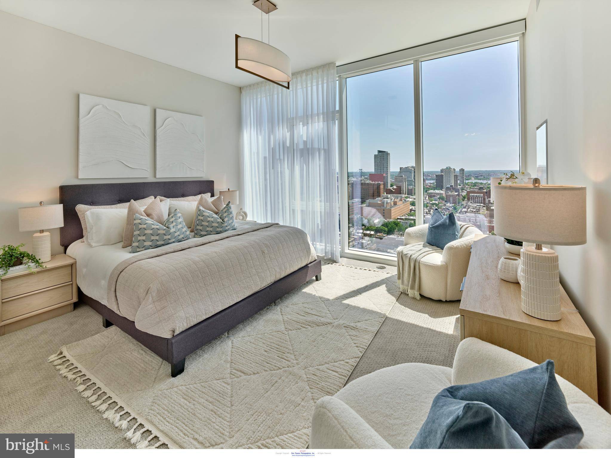 Philadelphia, PA 19107,301 S BROAD #2902