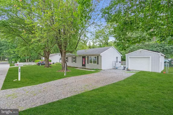 Millville, NJ 08332,420 DOE PLACE