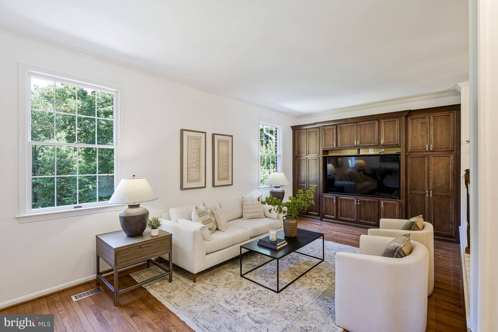 Oakton, VA 22124,2906 OAKBOROUGH SQ