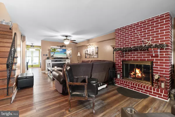 Pottstown, PA 19464,408 WALNUT RIDGE EST