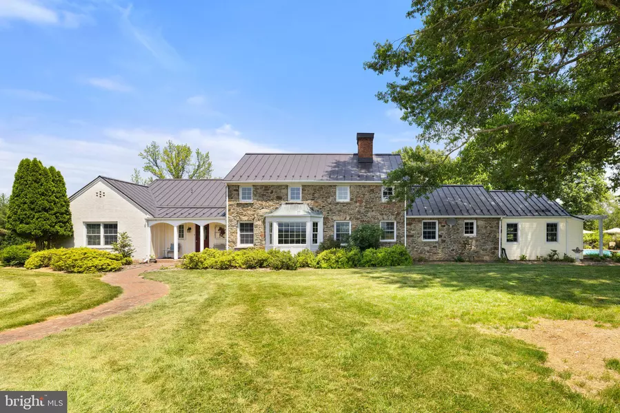 20400 BEAVERDAM BRIDGE RD, Purcellville, VA 20132