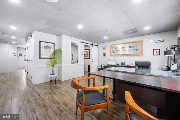 Sterling, VA 20164,46400 BENEDICT DR #107