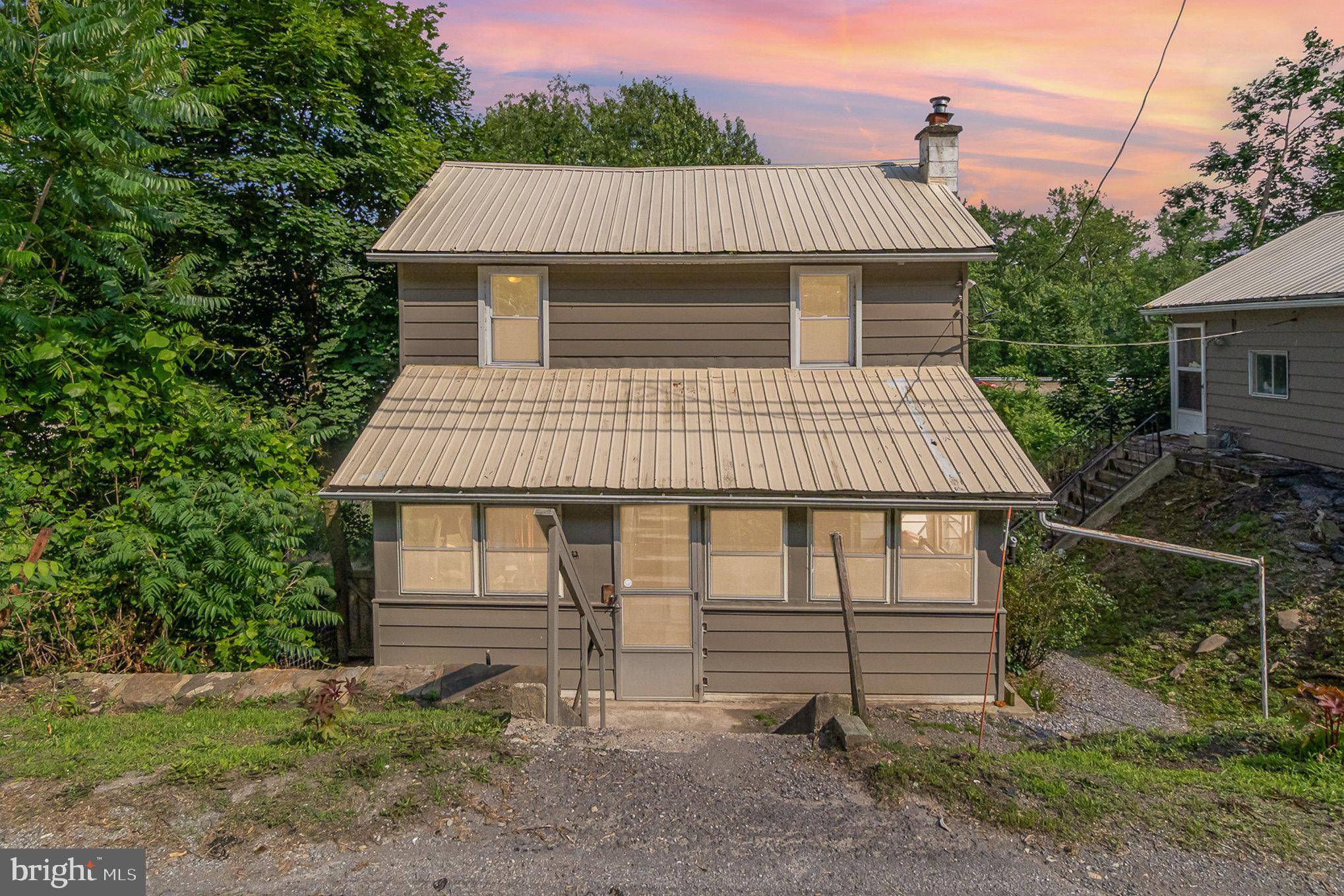 747 OLD ROUTE 15, Port Trevorton, PA 17864