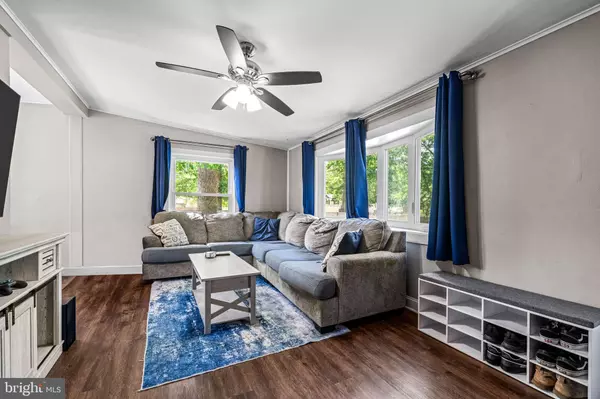 Williamstown, NJ 08094,116 CAROL LN