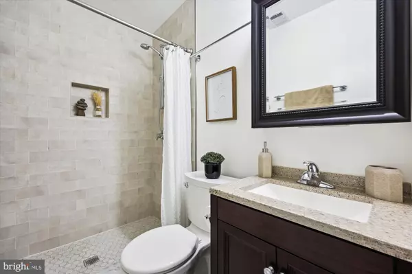 Gaithersburg, MD 20878,38 COUNTY CT #17-10