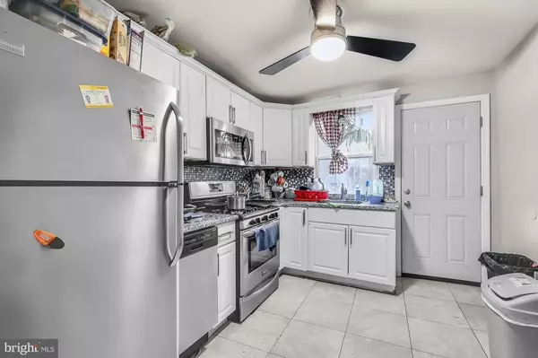 443 EMILY ST, Philadelphia, PA 19148