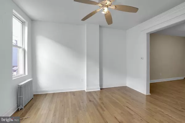 Philadelphia, PA 19148,443 EMILY ST