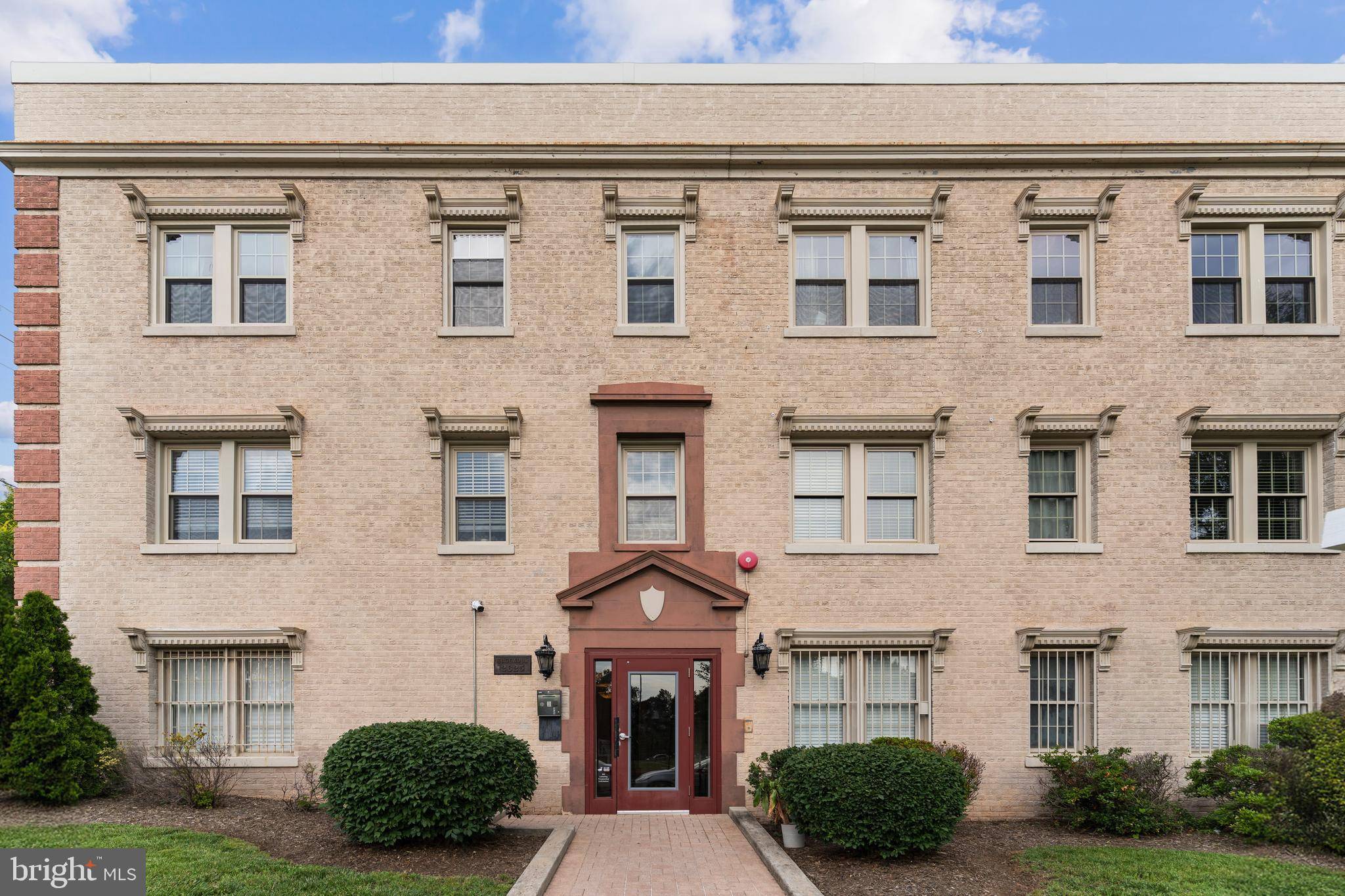 Washington, DC 20002,2625 3RD ST NE #306