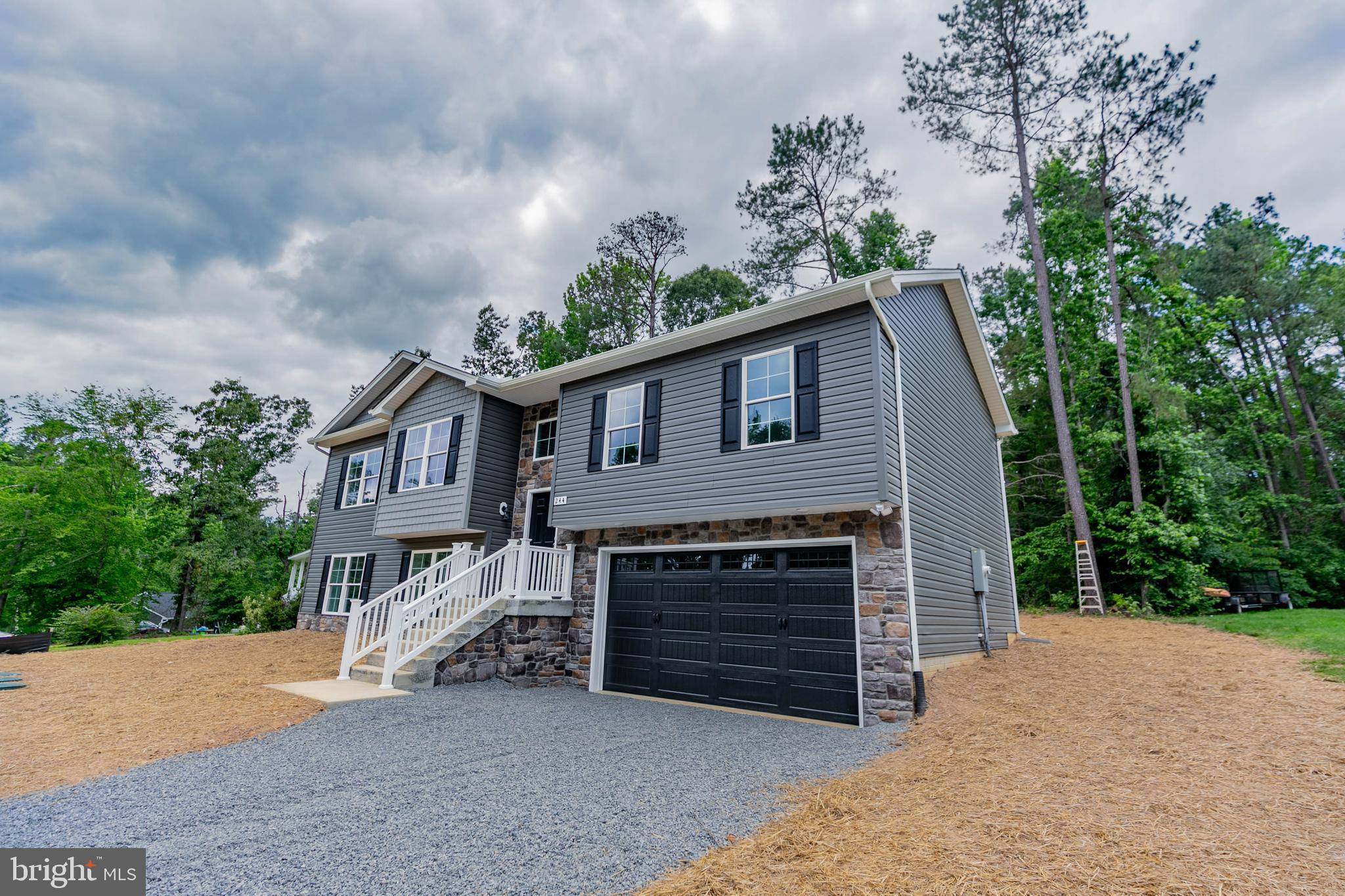 Ruther Glen, VA 22546,244 ADMIRAL DR