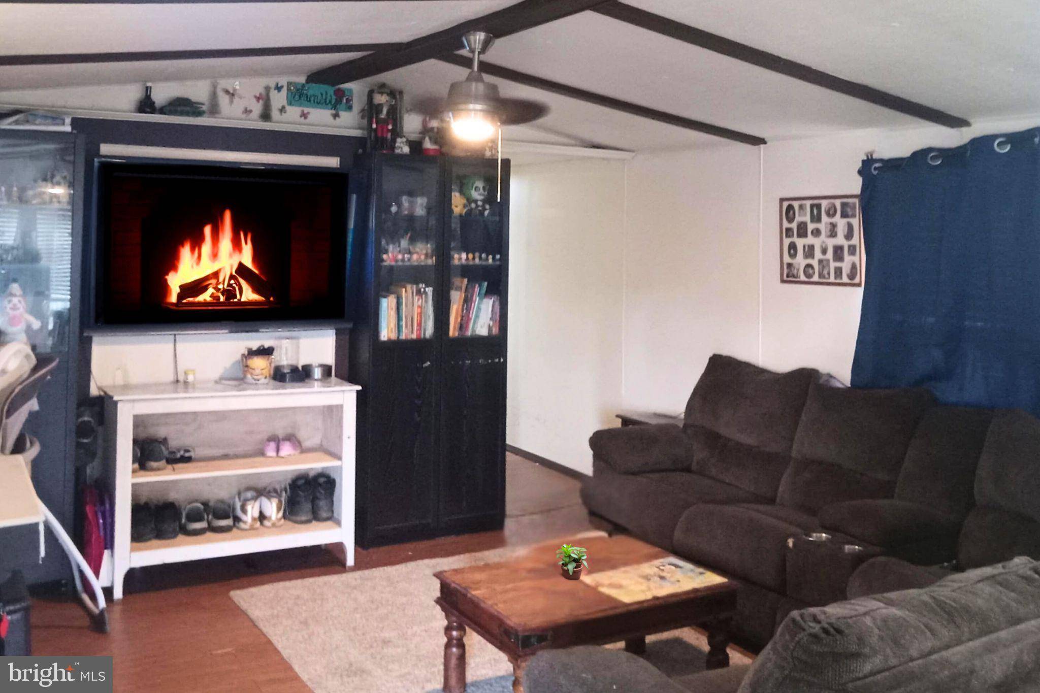 Carlisle, PA 17015,404 VENICE AVE