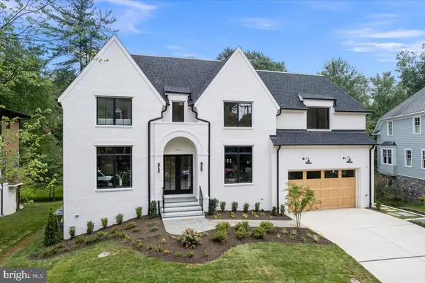 Mclean, VA 22101,7011 ELIZABETH DR