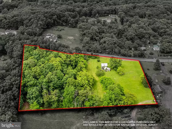 Hedgesville, WV 25427,10684 MARTINSBURG RD