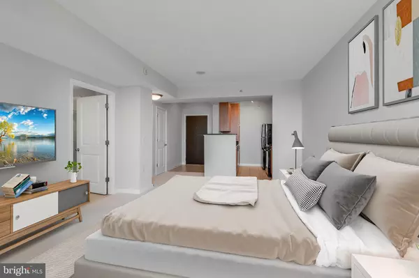 Arlington, VA 22203,851 N GLEBE RD #1413