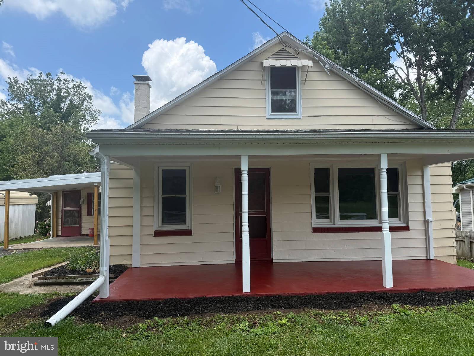 211 ZION RD, Mount Holly Springs, PA 17065