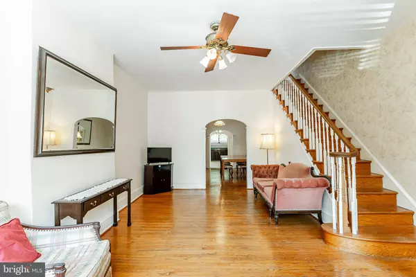 Philadelphia, PA 19148,2440 S 13TH ST