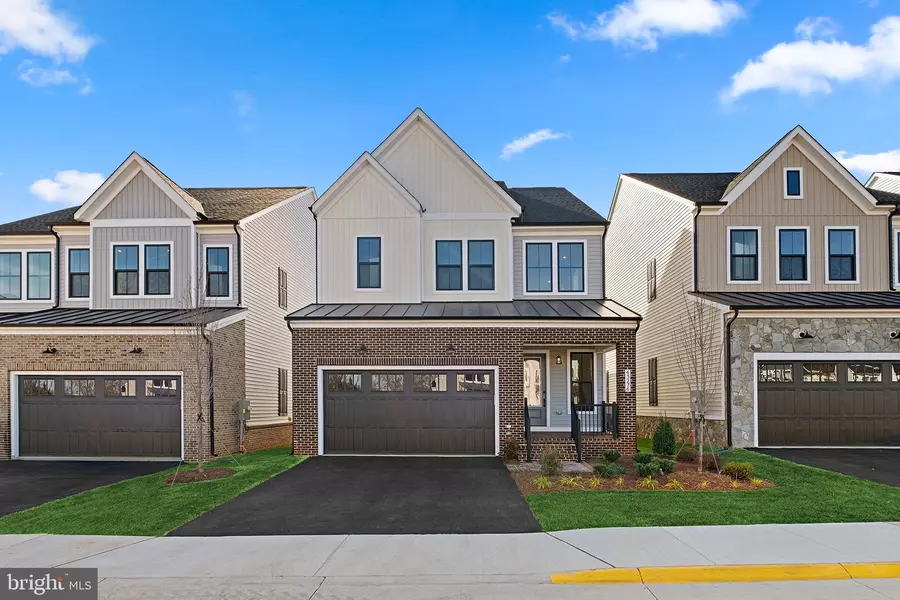 43274 GREELEY SQ, Ashburn, VA 20148