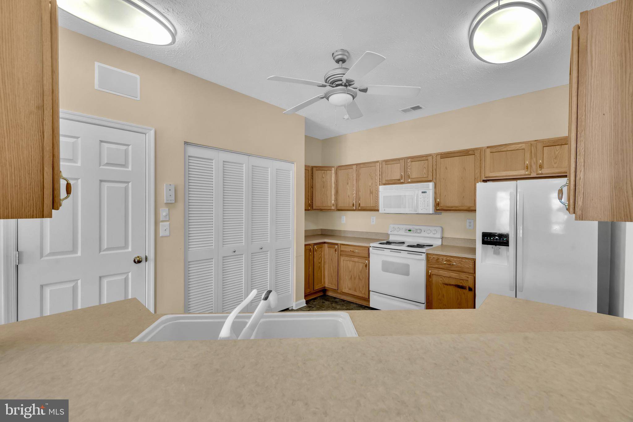 Odenton, MD 21113,2495 AMBER ORCHARD CT E #101