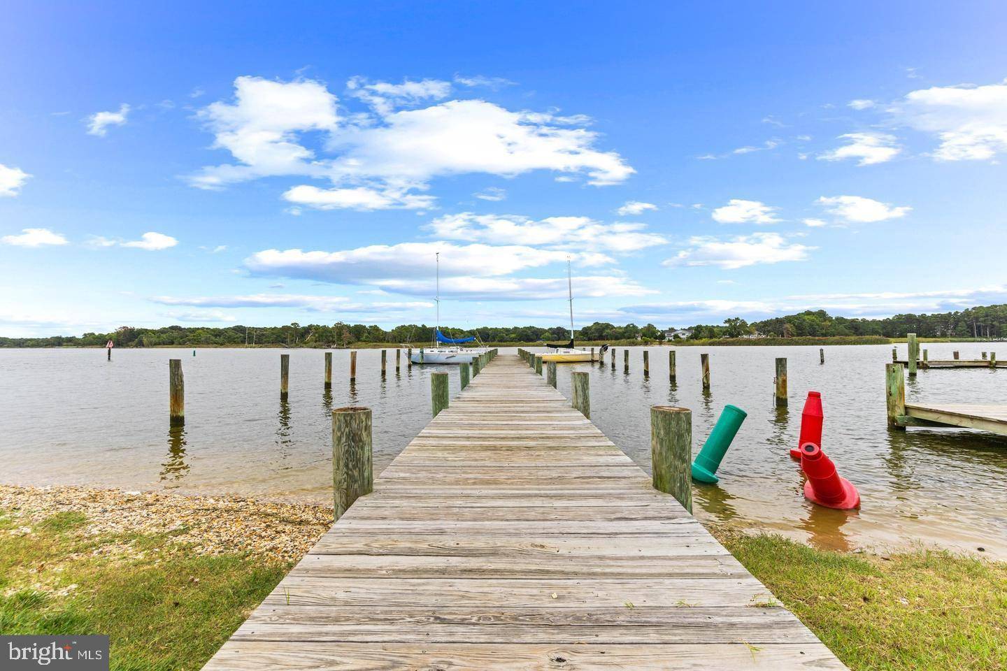 Grasonville, MD 21638,811 CHESTER RIVER DR