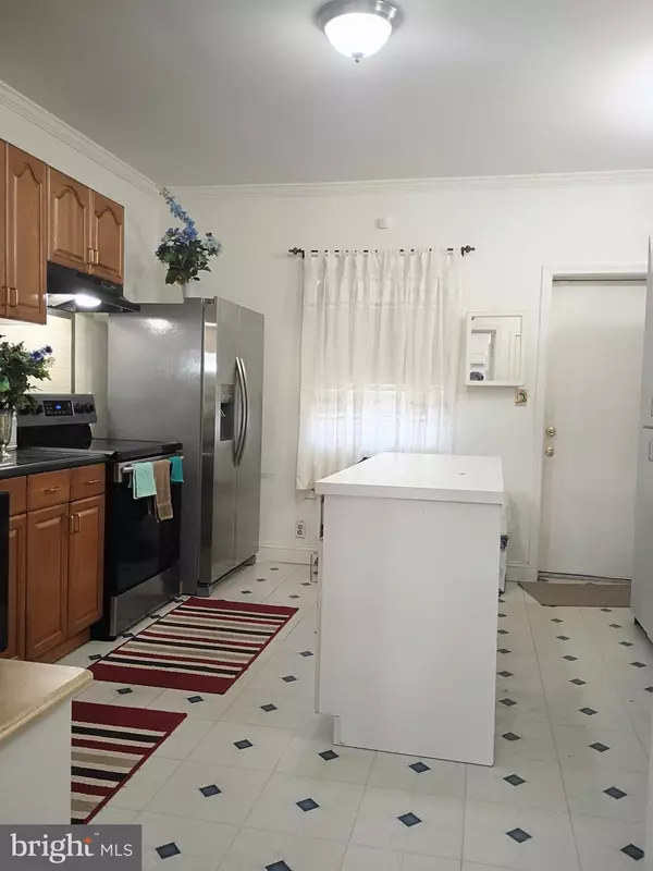 Baltimore, MD 21223,916 S CAREY ST