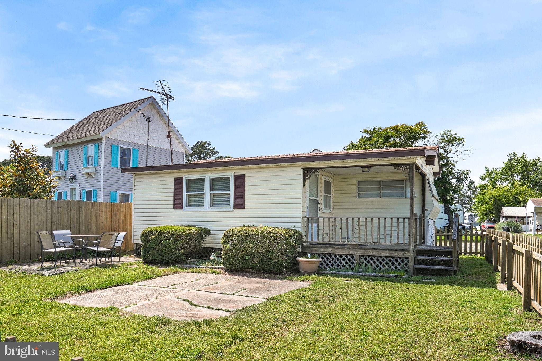 Chincoteague Island, VA 23336,8096 MIRE POND ONE