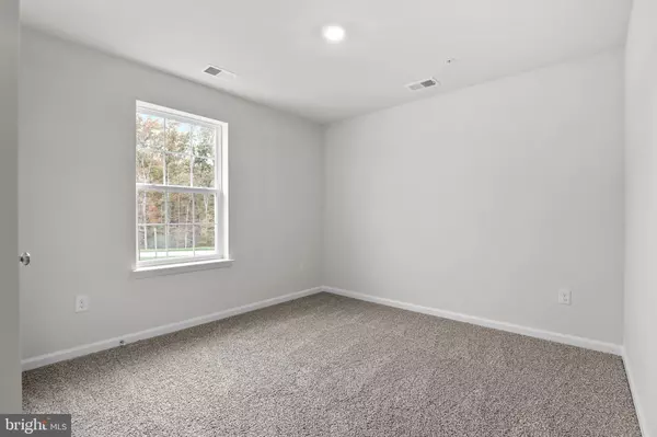 Shepherdstown, WV 25443,117 OPEN GATE LN