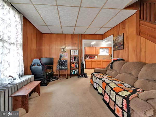 Akron, PA 17501,108 S 9TH ST