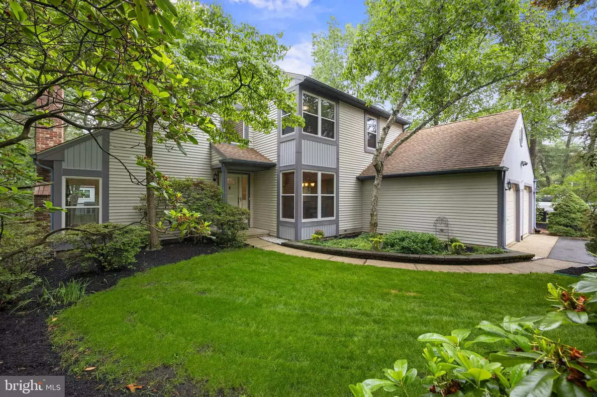 Voorhees, NJ 08043,12 KINGS CROFT LN