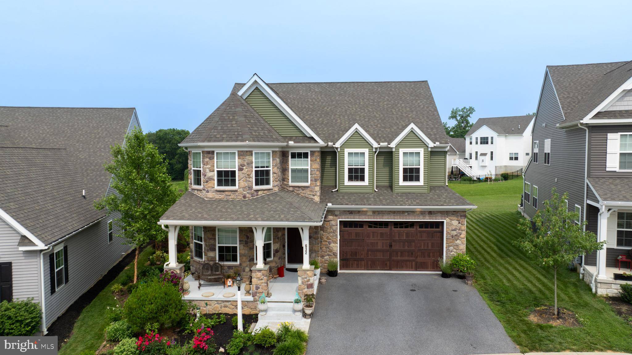 632 STOCKDALE DR, Lancaster, PA 17601