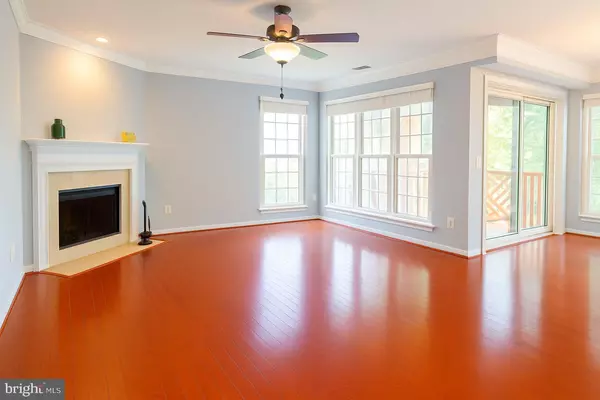 2816 EMMA LEE ST #301, Falls Church, VA 22042