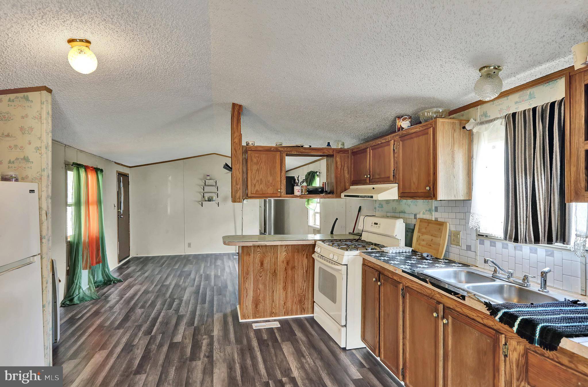 Reading, PA 19606,203 BORDIC RD