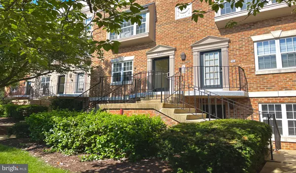 Washington, DC 20016,3401 38TH ST NW #1B-P05-302