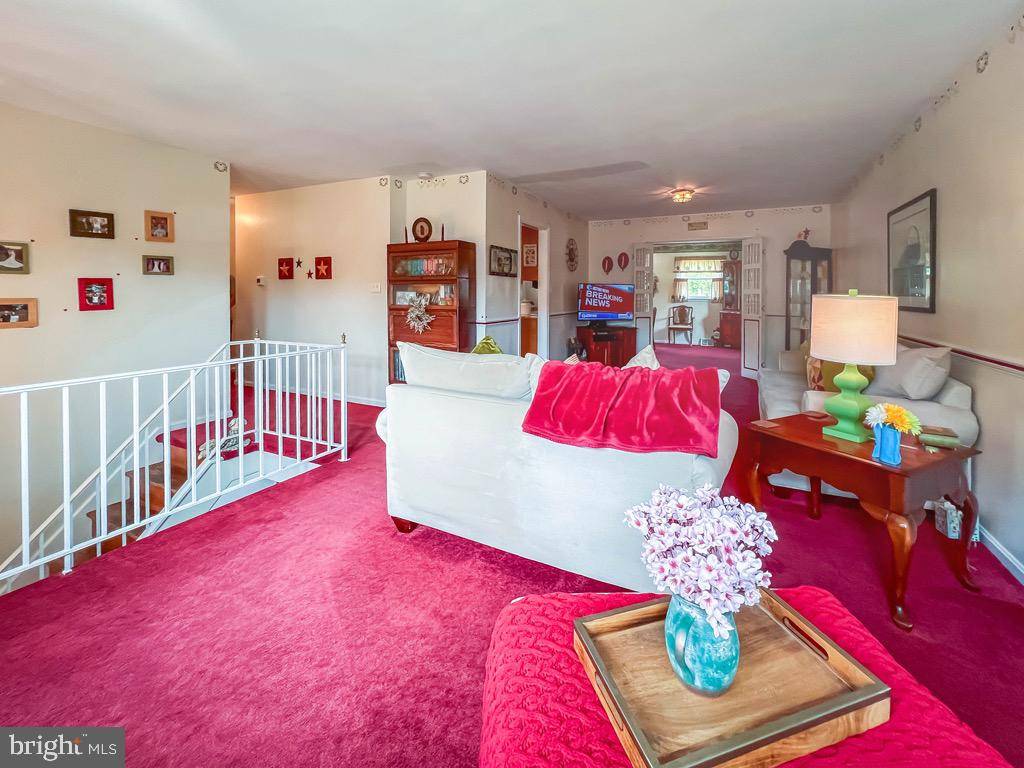 Morrisville, PA 19067,4 BERNARD DR