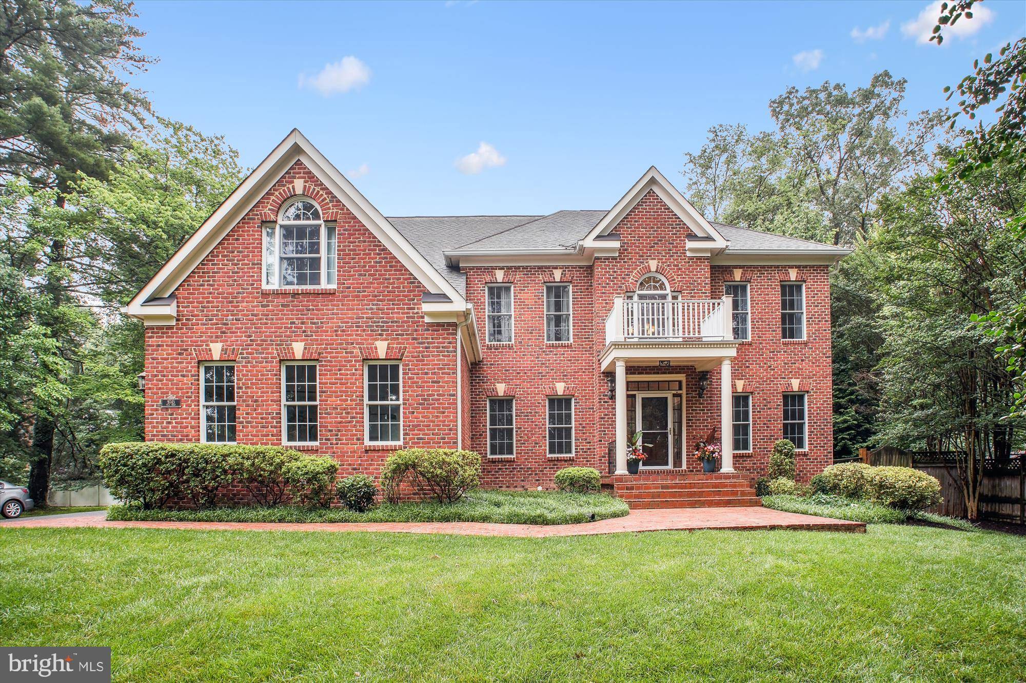 9745 VALE RD NW, Vienna, VA 22181