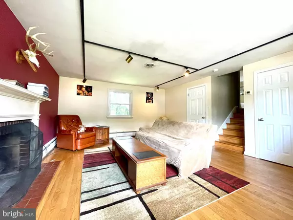Fairfax, VA 22030,10315 BEAUMONT ST