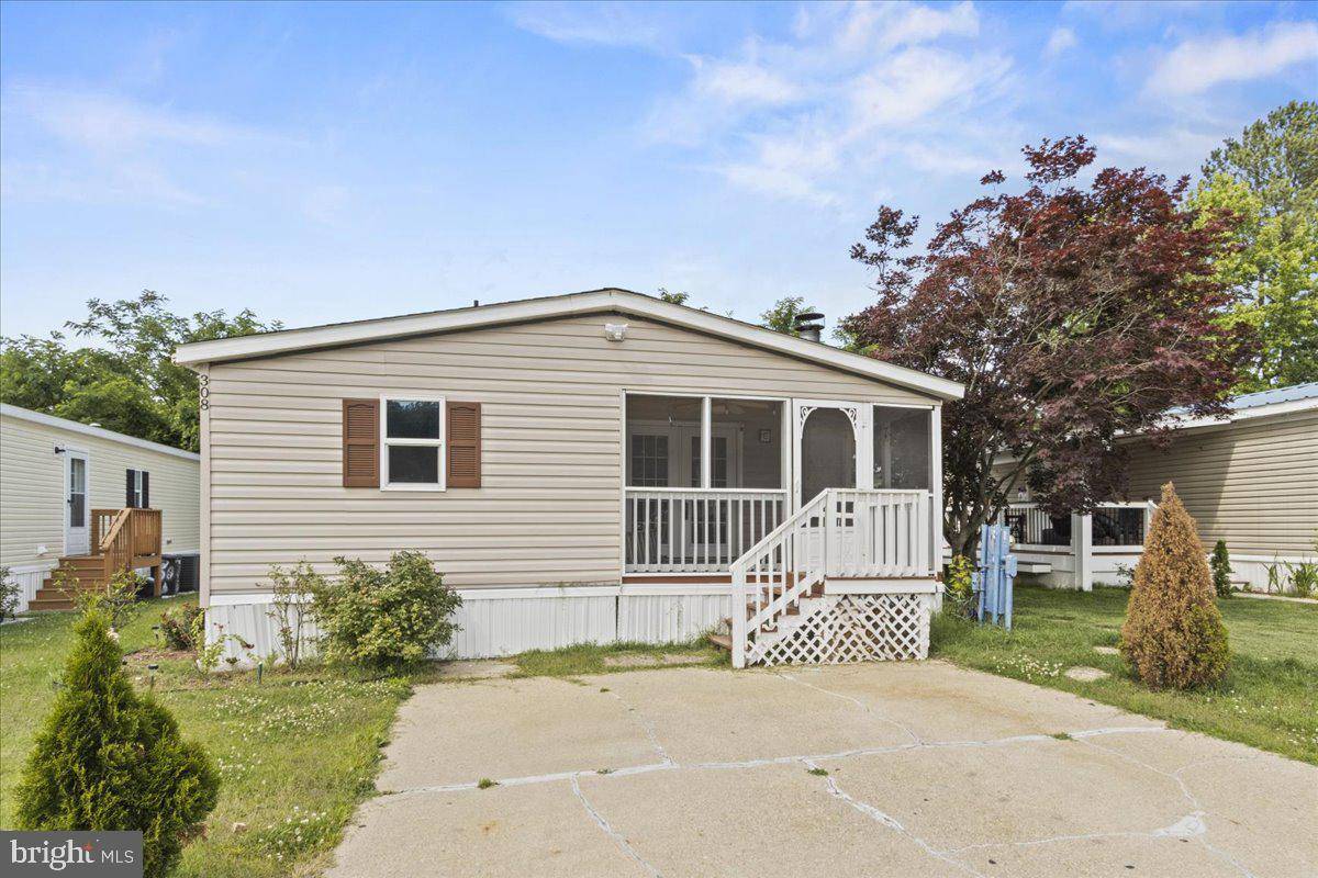 Lothian, MD 20711,308 BERTS DRIVE