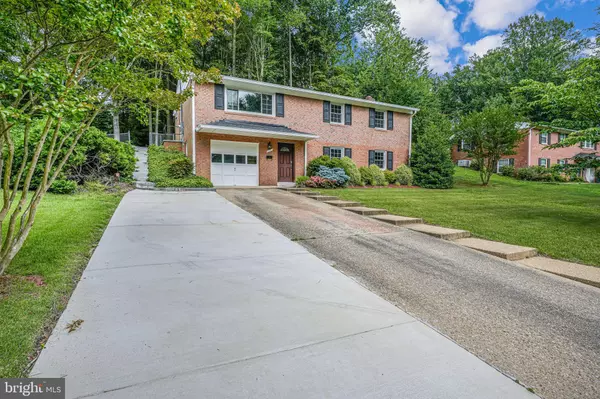 Annandale, VA 22003,4721 SPRINGBROOK DR