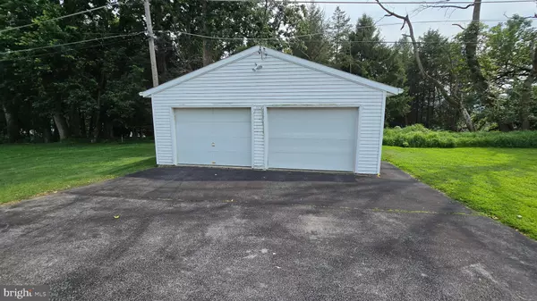 Reading, PA 19607,419 HOLLAND