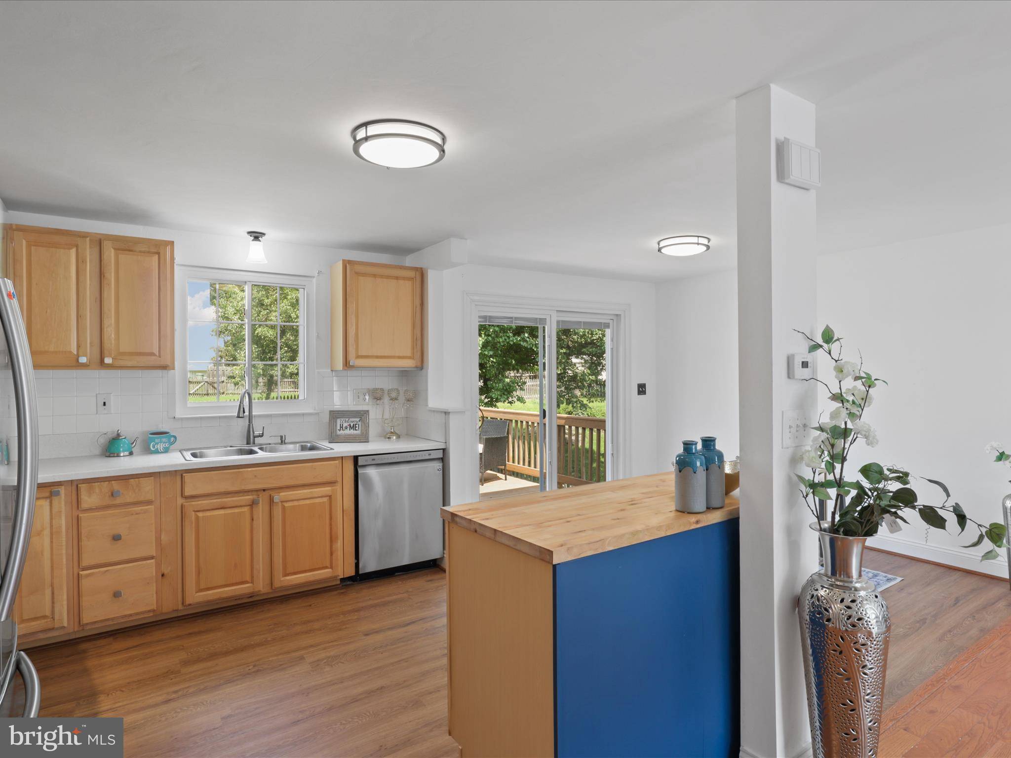 Centreville, VA 20120,13704 CABELLS MILL DR