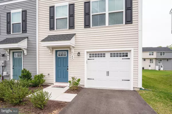 40 SHUBUNKIN RD,  Inwood,  WV 25428