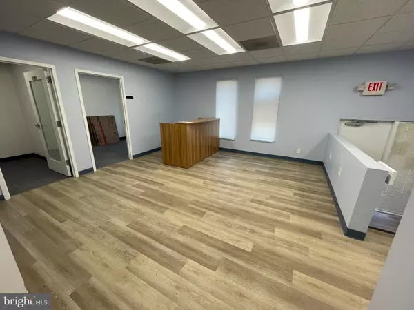 Rockville, MD 20850,401 E JEFFERSON ST #203