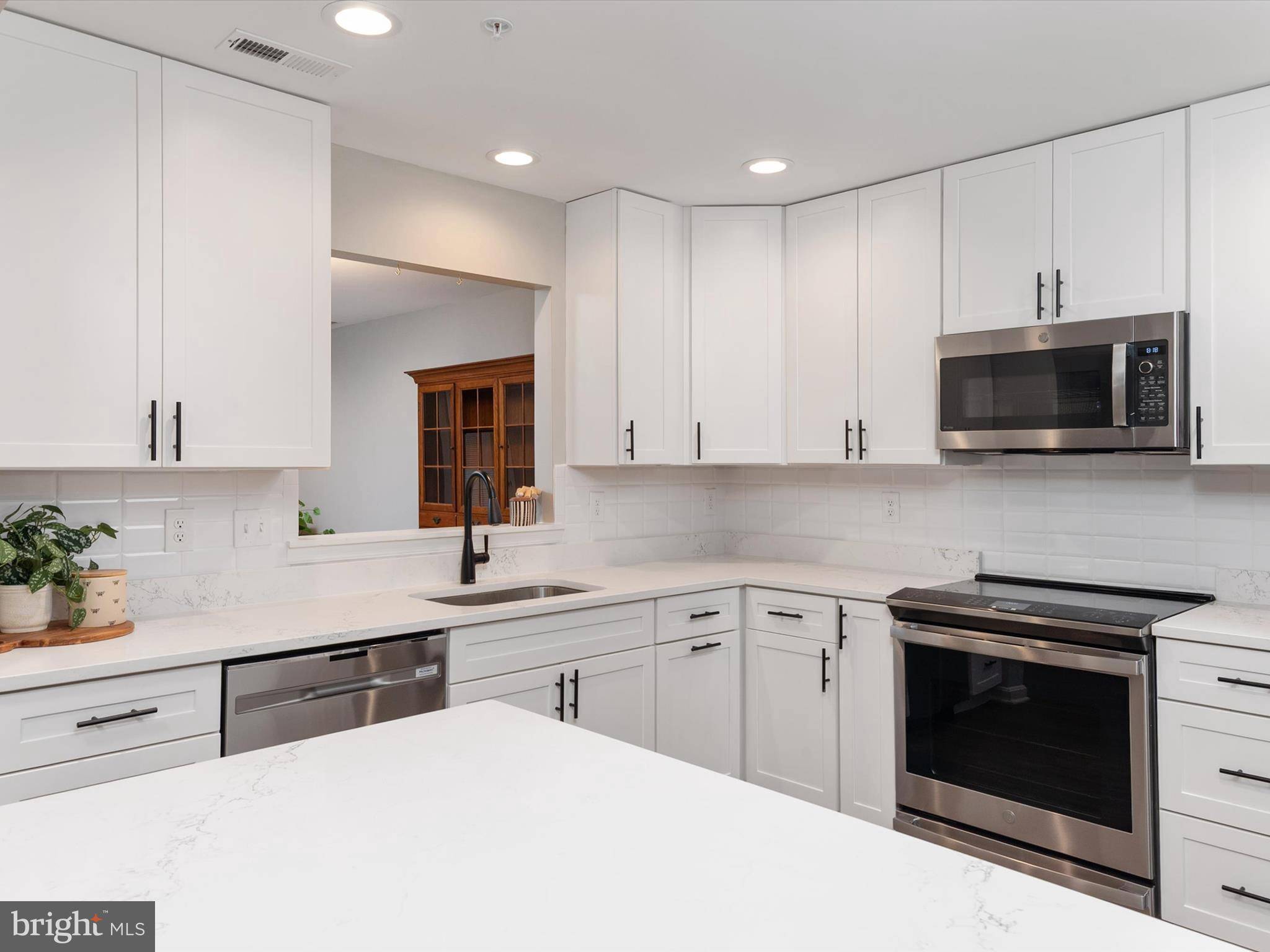 Annapolis, MD 21401,2900 SHIPMASTER WAY #302