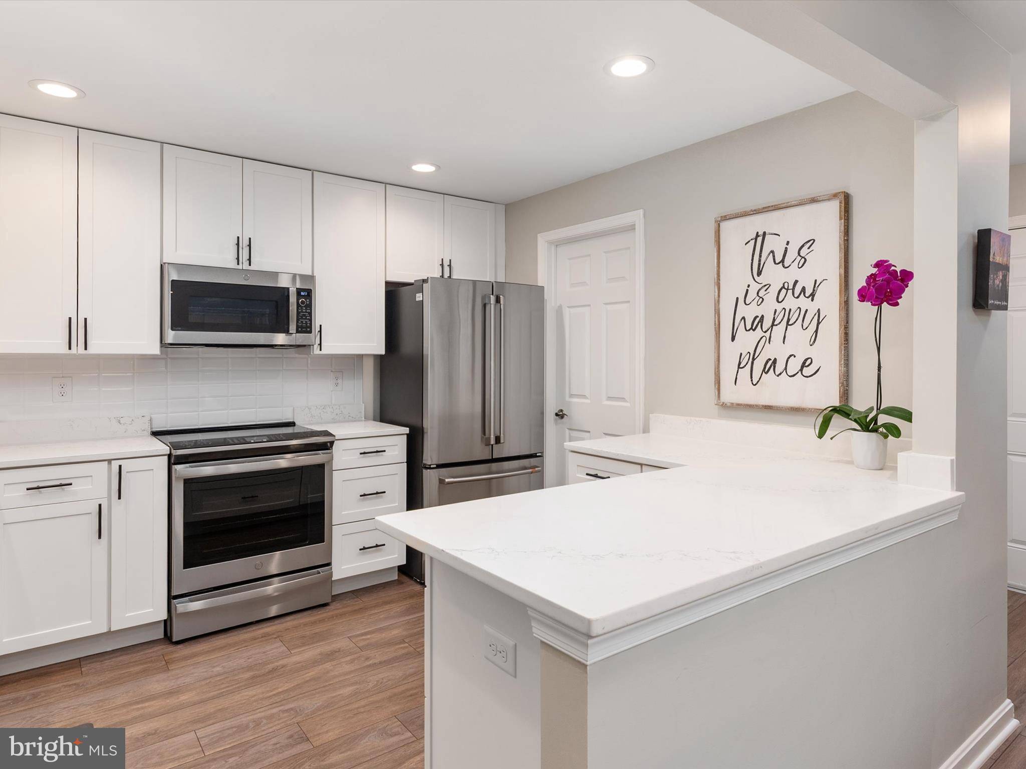 2900 SHIPMASTER WAY #302, Annapolis, MD 21401
