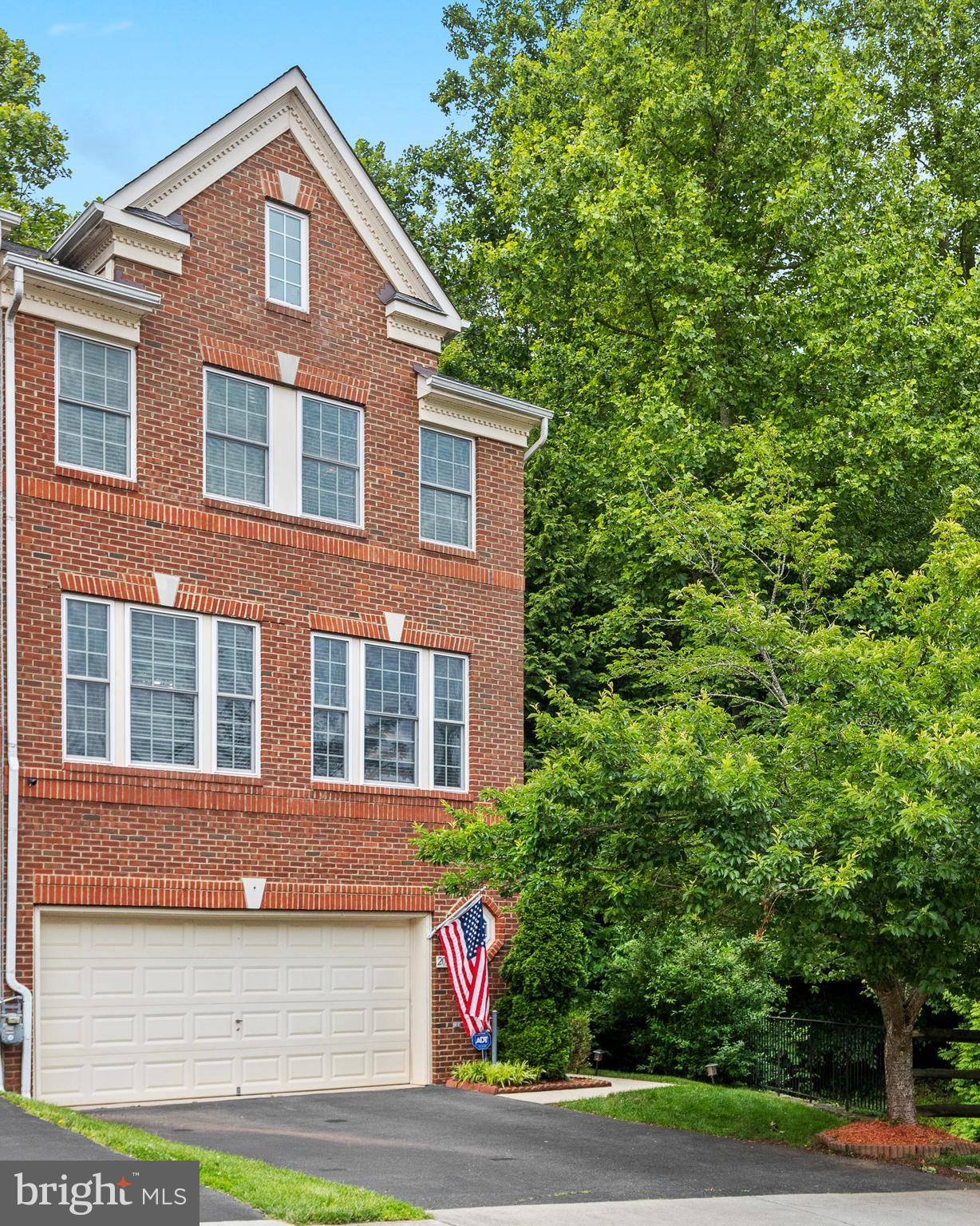 Sterling, VA 20165,20362 CENTER BROOK SQ