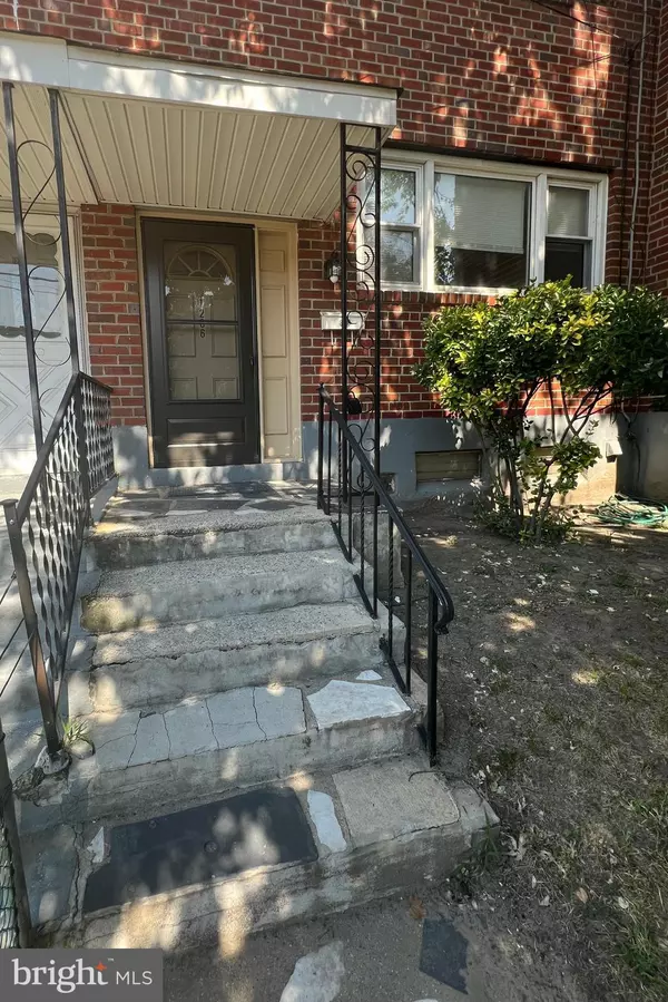 Camden, NJ 08104,1206 LAKESHORE DR