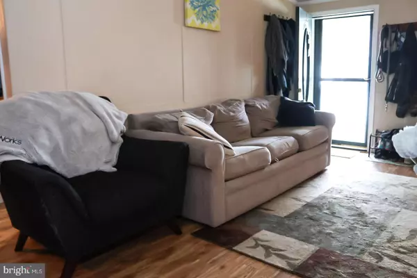 Lancaster, PA 17603,148 GREENBRIAR CIR