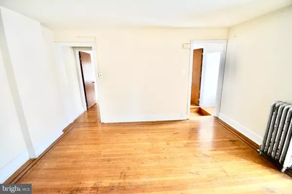Philadelphia, PA 19144,38 W SEYMOUR ST #3