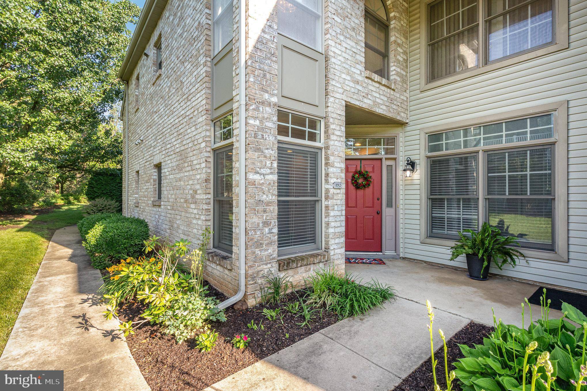 Hershey, PA 17033,192 CRESCENT DR