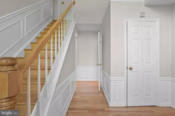 Woodbridge, VA 22191,2869 CHEVOIT HILL CT