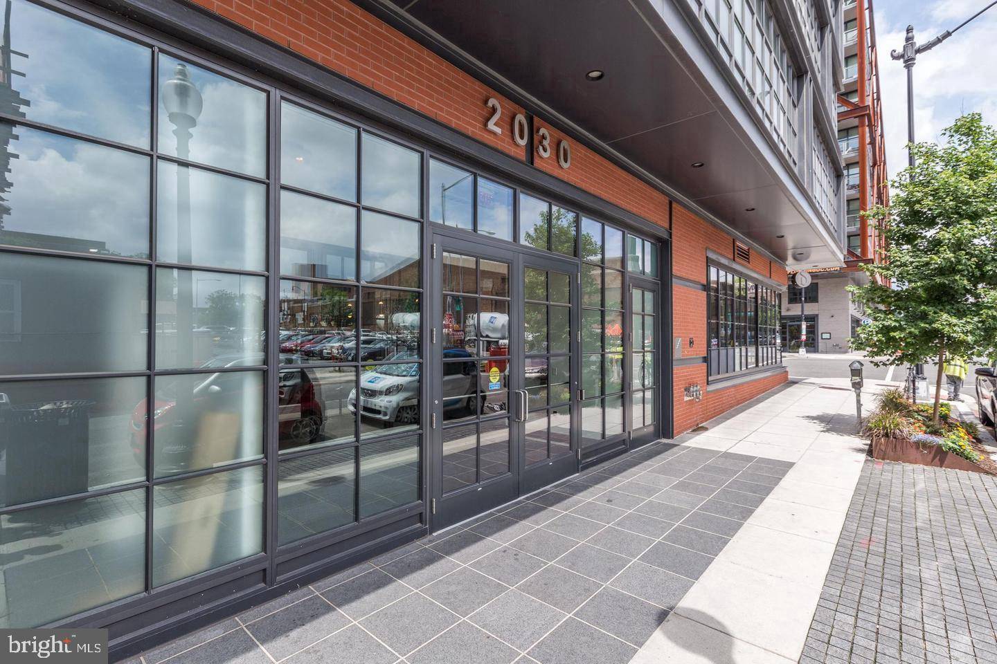 Washington, DC 20001,2030 8TH ST NW #404